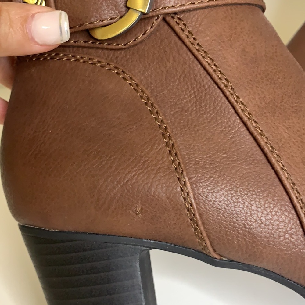 ♦️SOLD♦️Life Stride keepsake ankle boots 👢 (NWOT) - Picture 6 of 6